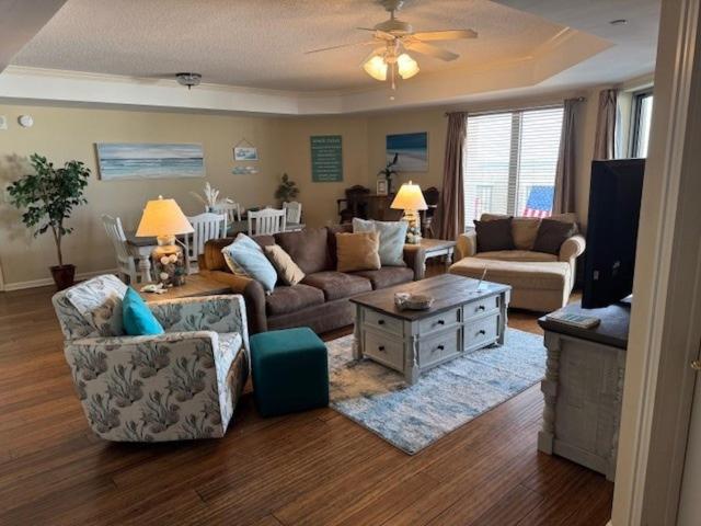Stylish oceanview 2 bedroom unit - 1603 Royale Palms - Kingston Plantation condo - image 8