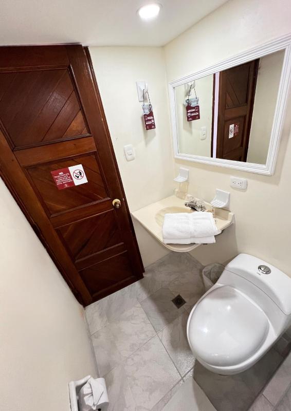 Hotel Casa Ballesteros - image 4