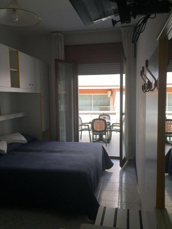 Quadruple Room image 4