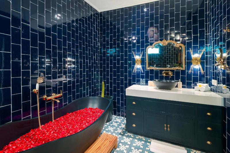 Luxe 5 Bed Sleeps 10 Butler Walk to ShopsCafe - image 16