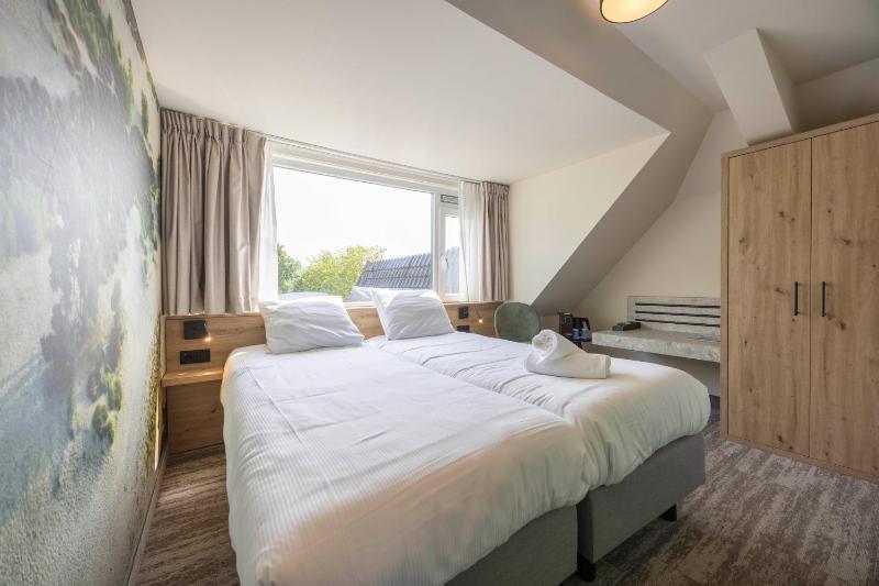 Comfort Double Room with Shower image 3