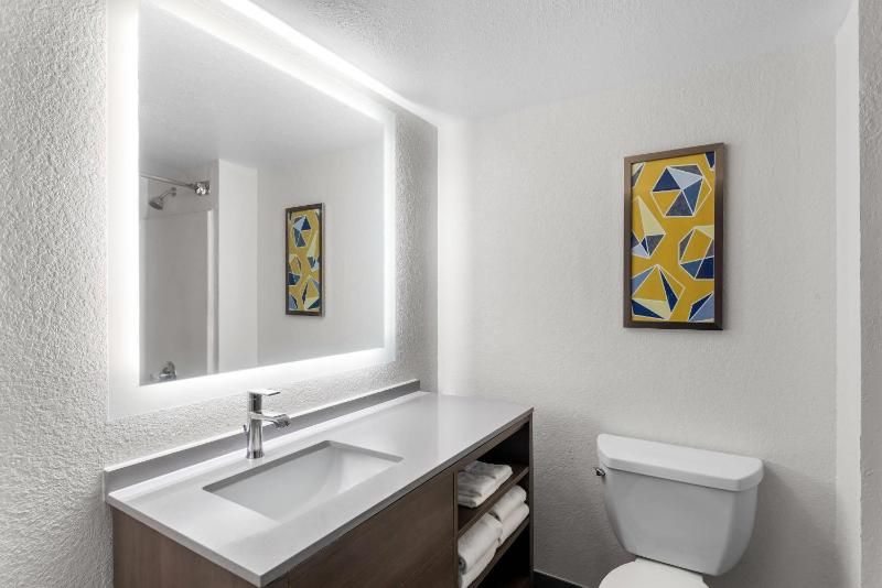 King Suite image 4