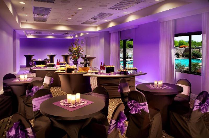 Radisson Hotel Phoenix Airport - image 32