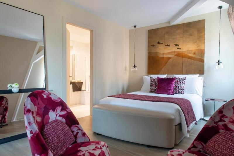 Classic Room image 1