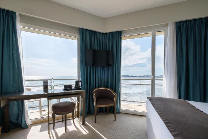 Hotel & Spa Les Roches Noires - image 14