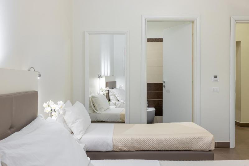 Quadruple Room image 3