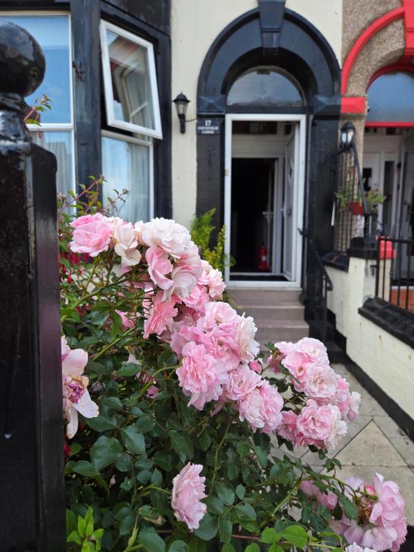 Edenfield Lodge - image 11