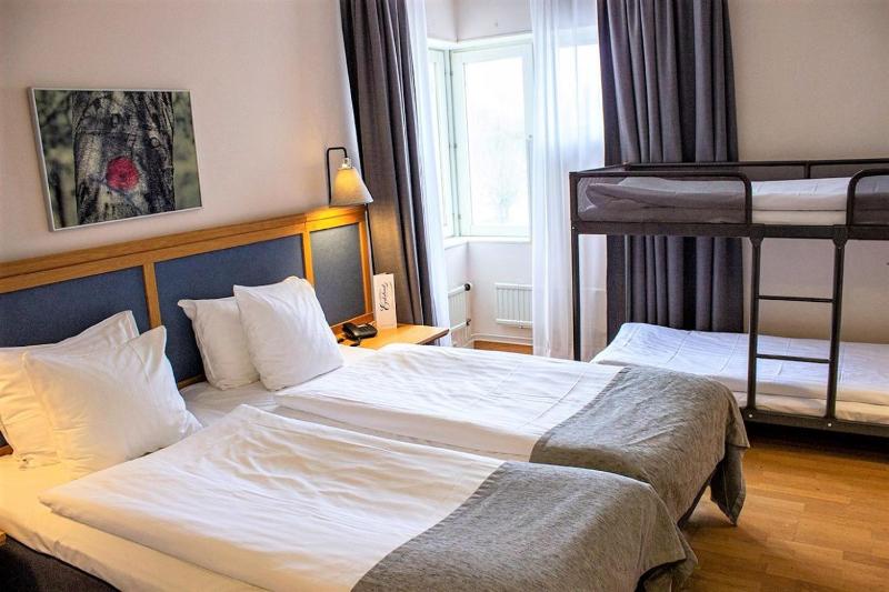 Family Double Room (2 adults + 2 children) image 1