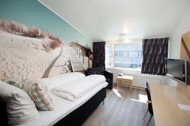 Economy Double Room image 2