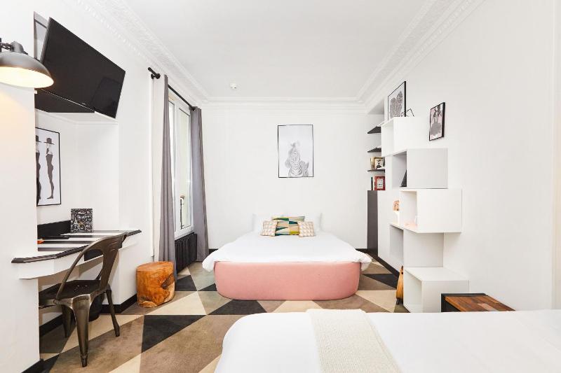 Superior Large Double Room image 3