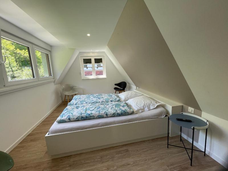 Double Room image 3