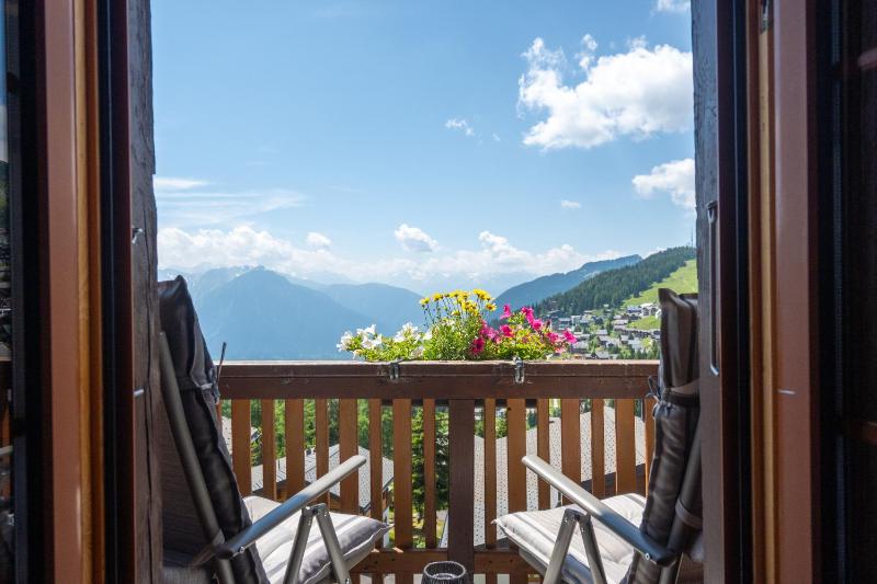 Double Room with Balcony image 3