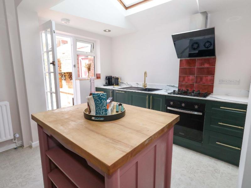 Otter Cottage - image 10