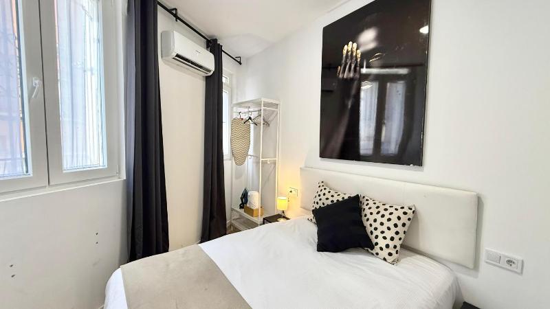 Apartamentos Madrid Connection - Universidad by Oshun Apartments - image 2