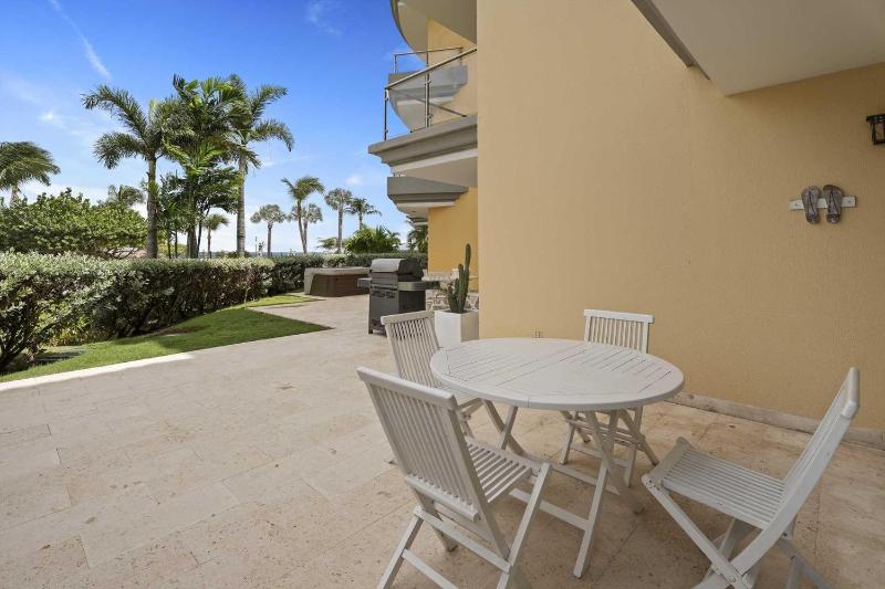 Beachfront - Beach Garden 2BR condo - E124 - image 3