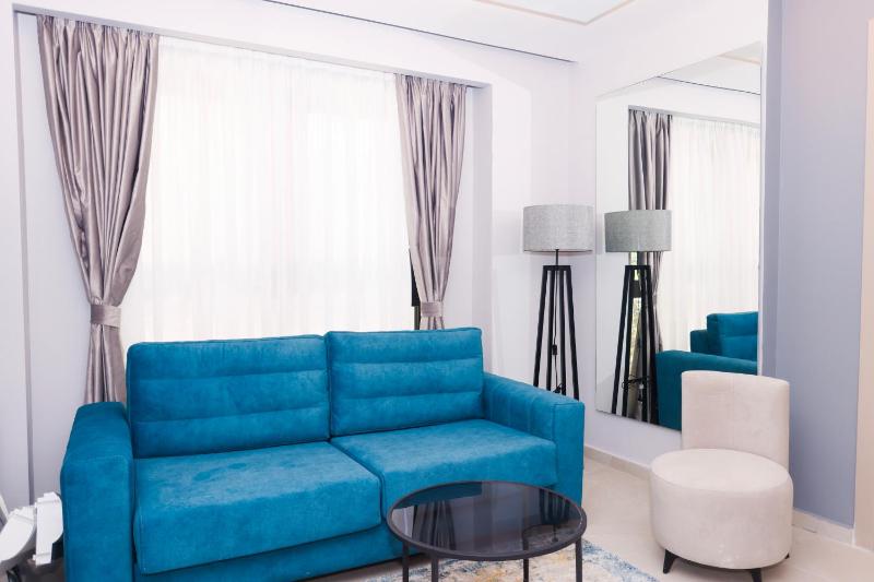 Hotel 6 Marsi - image 6