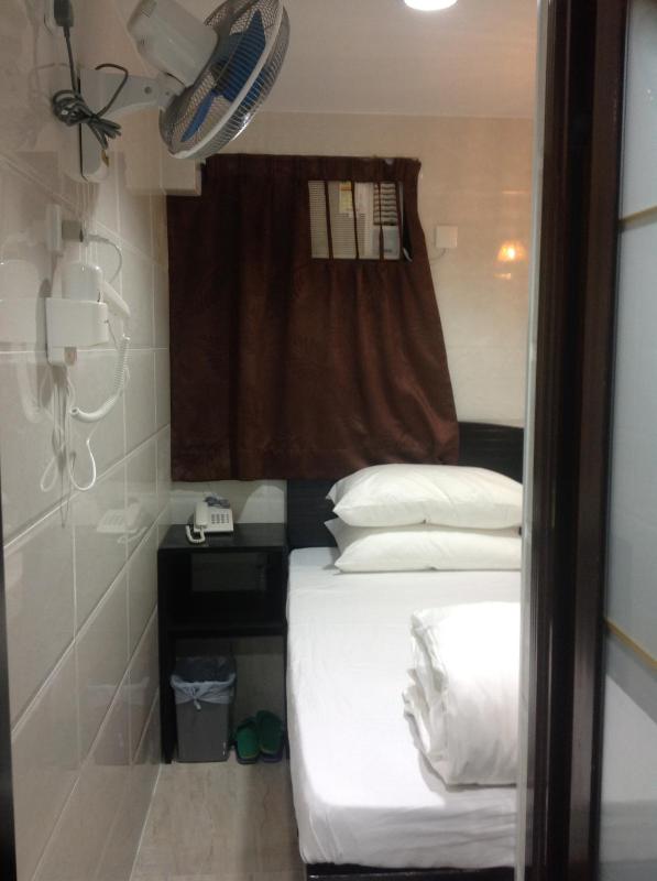 Manhattan Guesthouse - image 7