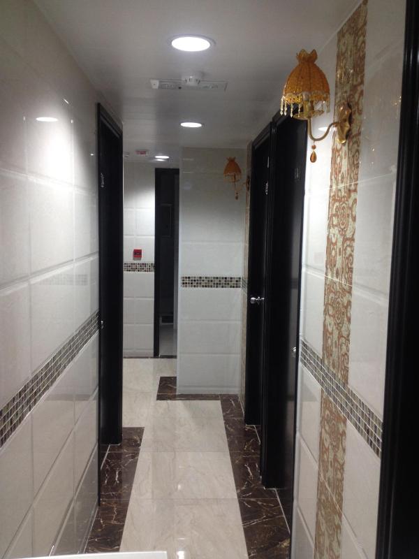 Manhattan Guesthouse - image 11