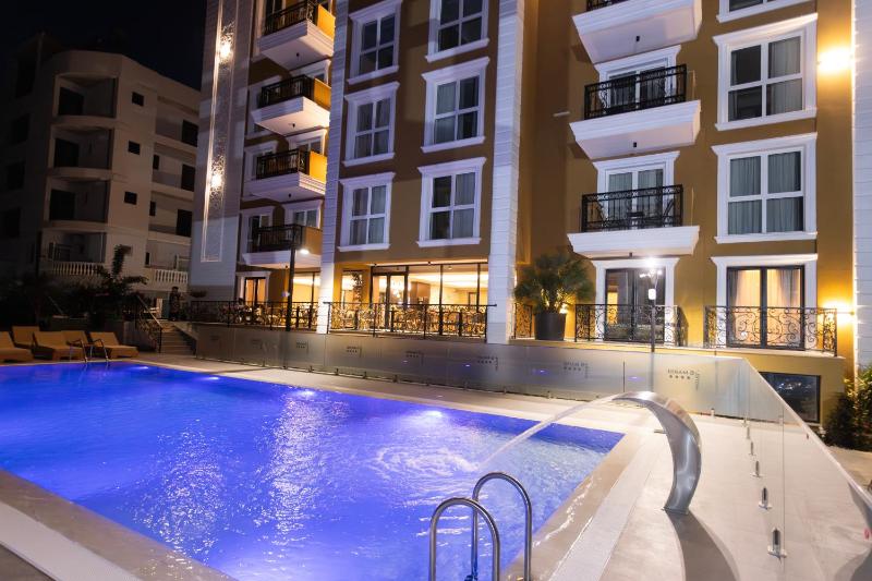 Hotel 6 Marsi - image 8