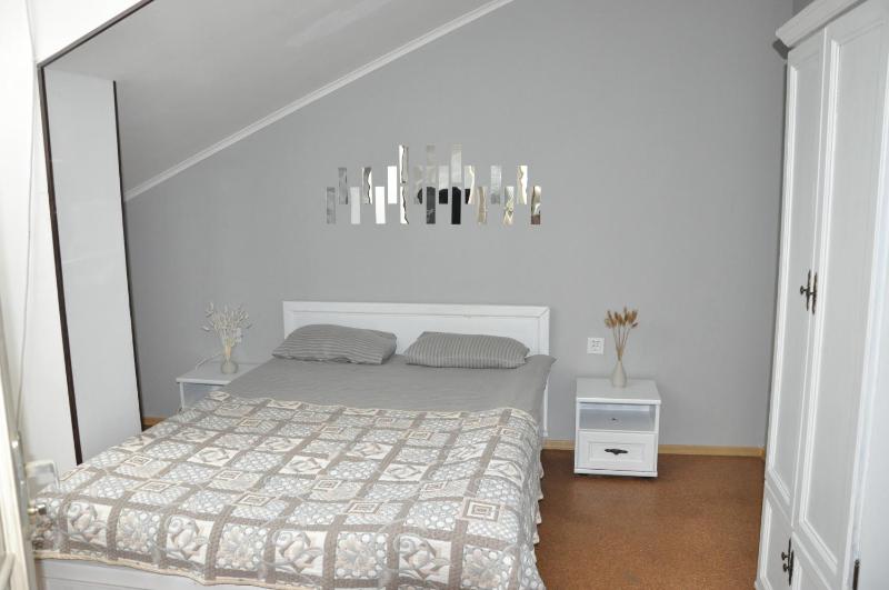 Standard  Double Room image 3