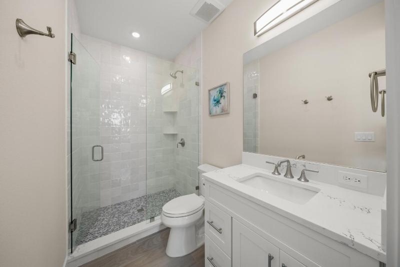 The Sand Dollar on the Key - image 10