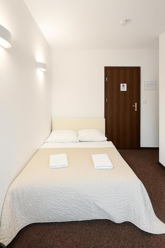 Double Room image 2