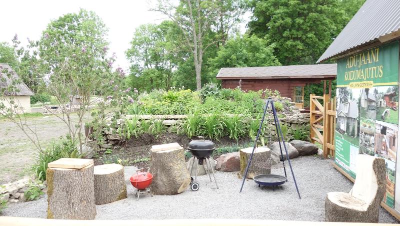 Camping House image 1