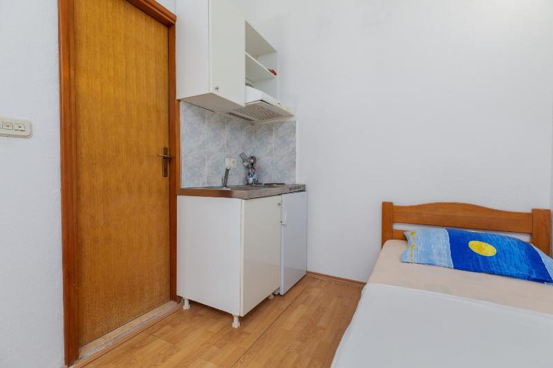 Apartments by the sea Duce Omis - 2758 - image 32