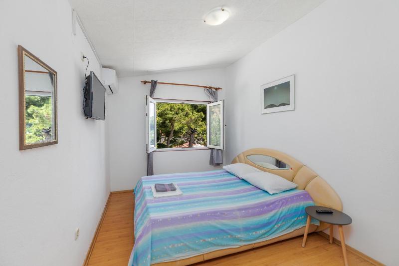 Apartments by the sea Duce Omis - 2758 - image 3