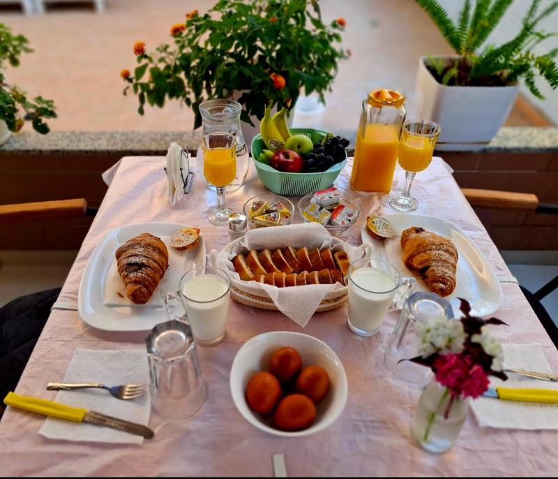 San Marino Hotel - image 13