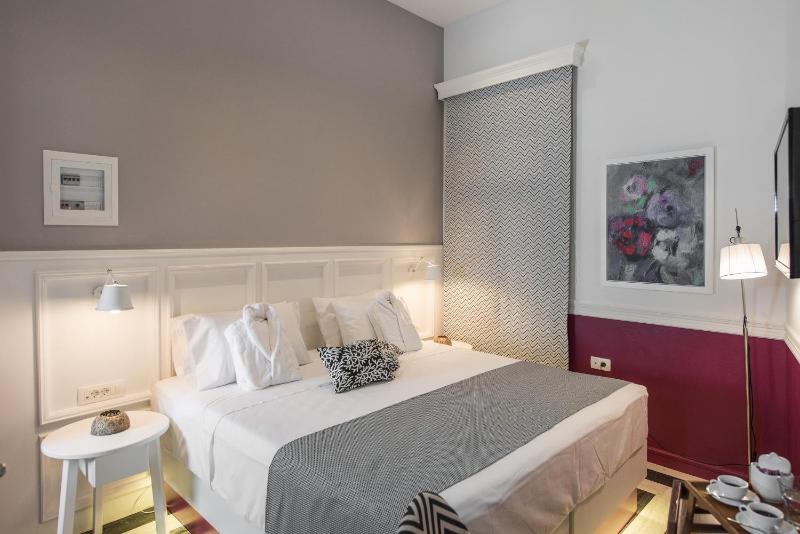 Standard Room image 1