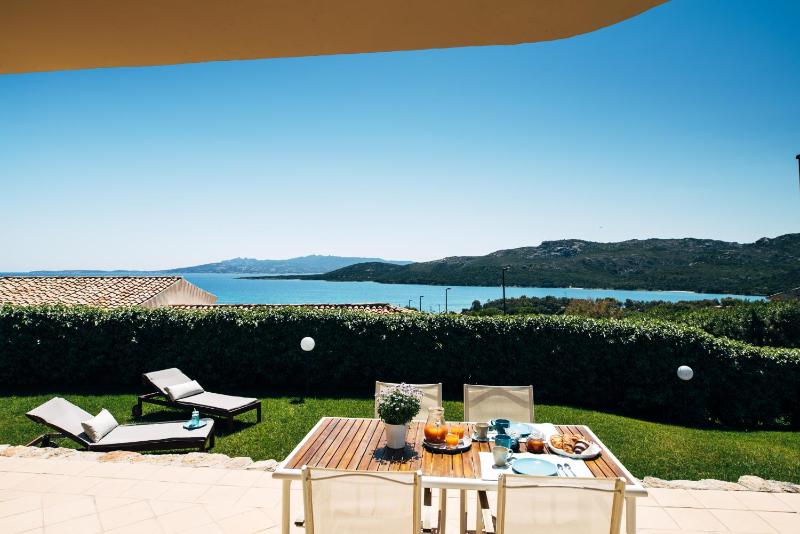 One-Bedroom Villa image 2