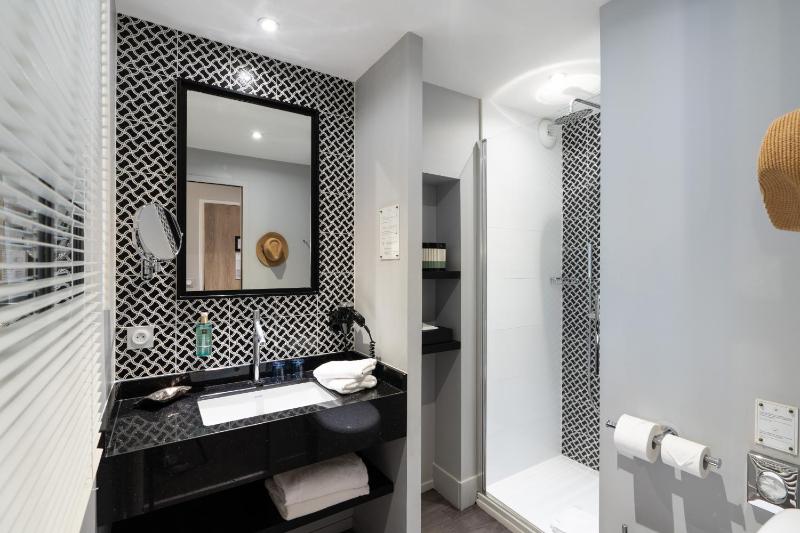 Junior Suite image 2