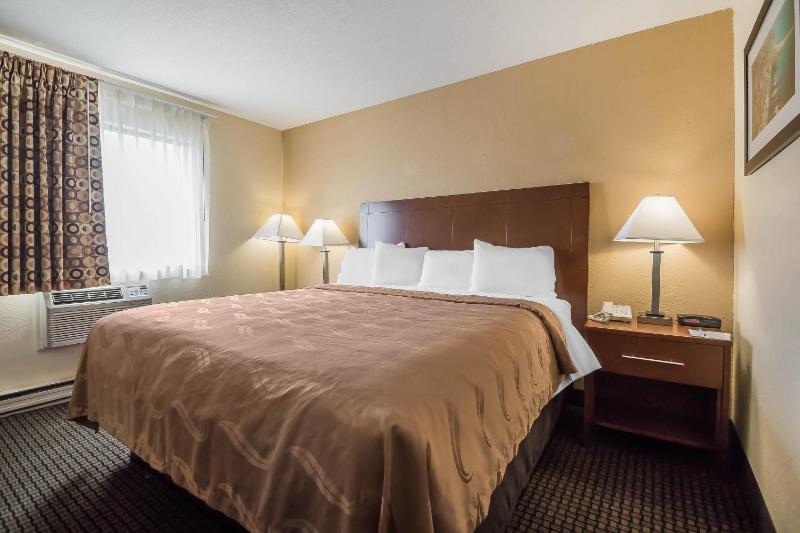 King Room - Disability Access/Non-Smoking image 2