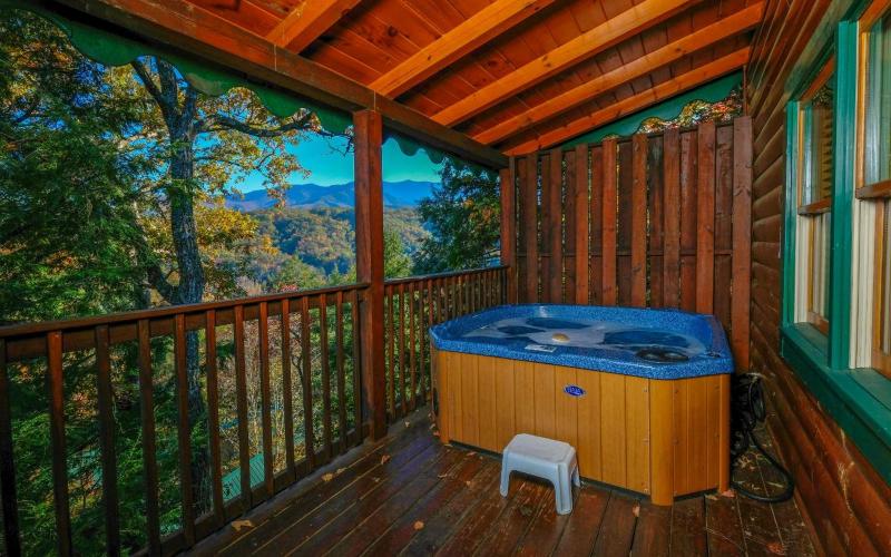 Mountain views and hot tub soaks! - Bear Tracks - image 38