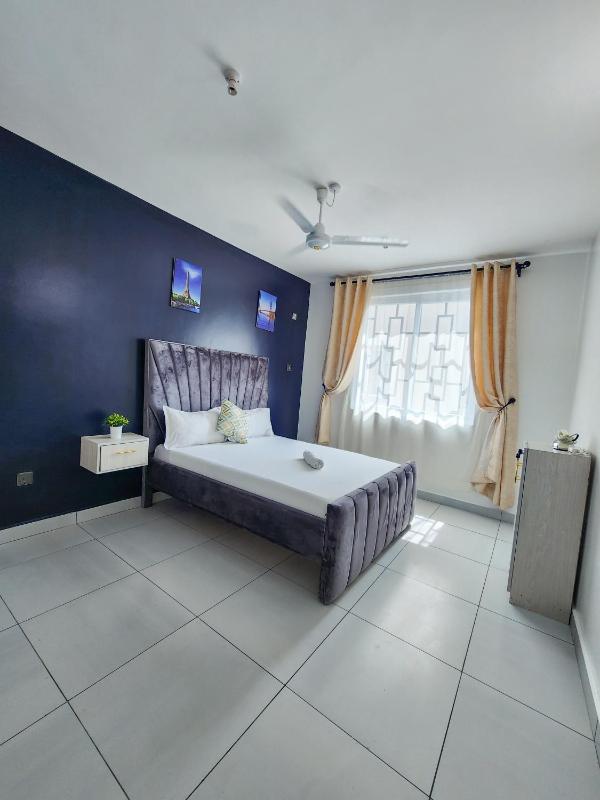Three Bedroom Apartment Nyali 4 bedspool and walking distance to the beach - image 5