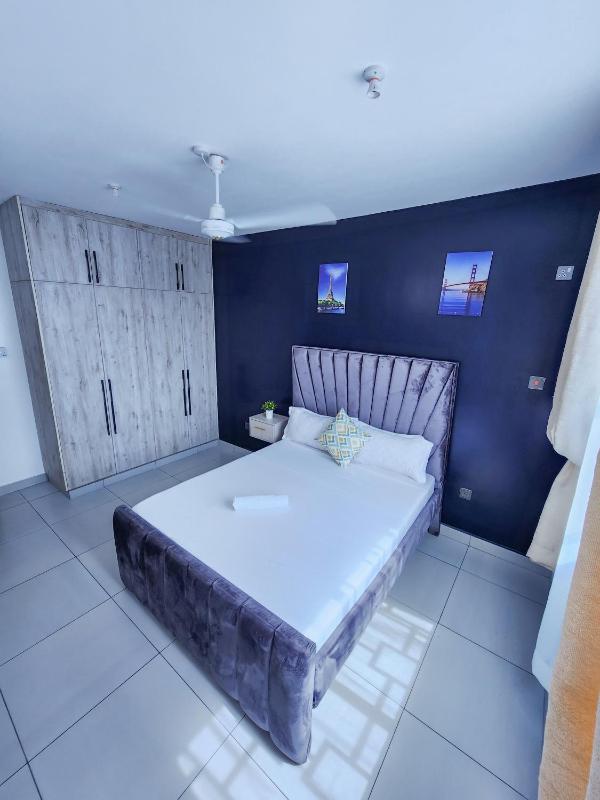 Three Bedroom Apartment Nyali 4 bedspool and walking distance to the beach - image 9