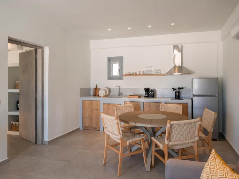 Paranthos Island Living - image 33
