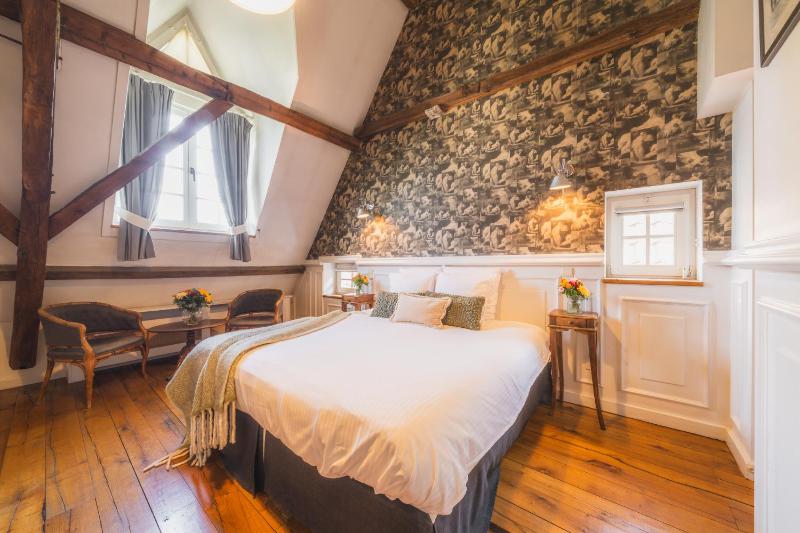Double Room - Attic image 3