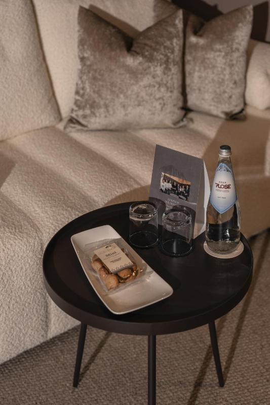 Double Room with Mountain View image 1