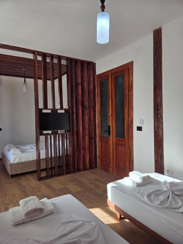 Antique House Muradie - image 10