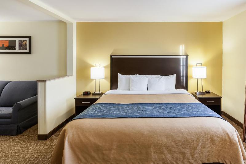 King Suite image 3
