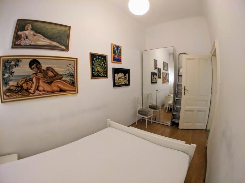 Grand Central 2BR Apartment - image 10