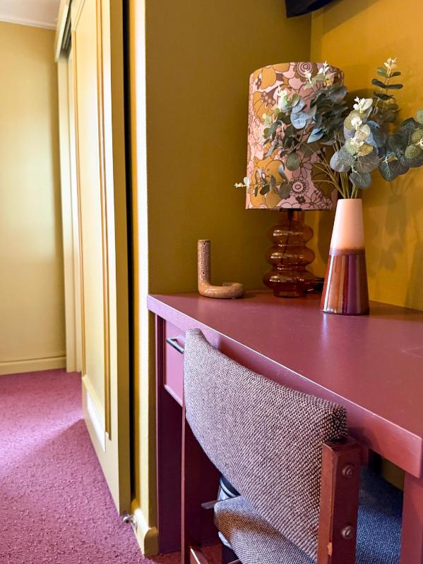 Small Double Room image 3