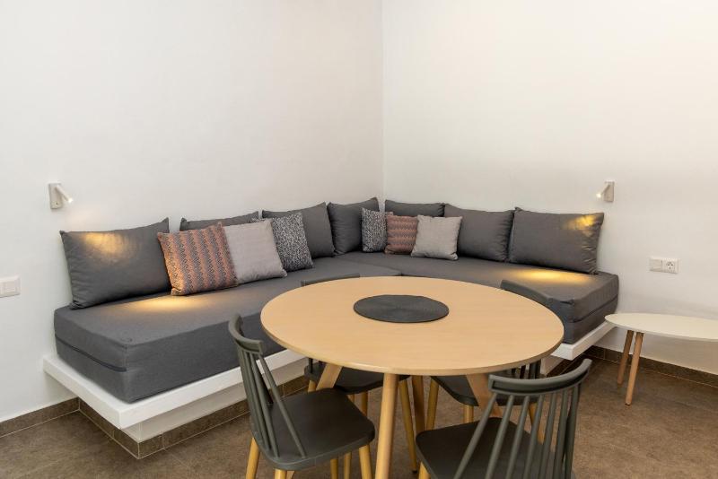 Deluxe Apartment image 4