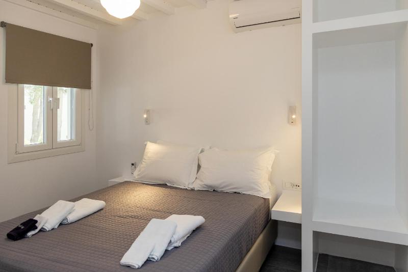 Deluxe Apartment image 3