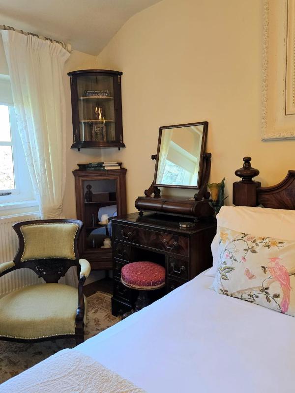 Superior Double Room with Mountain View image 4