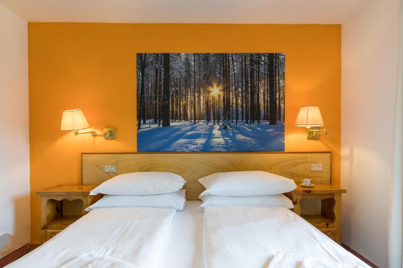 Double or Twin Room with Balcony image 1