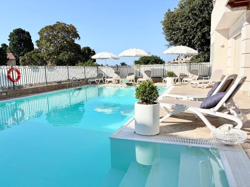 Kairos Tropea luxury rooms & pool - image 1