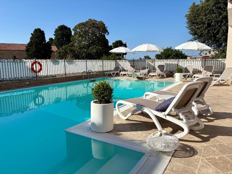 Kairos Tropea luxury rooms & pool - image 28